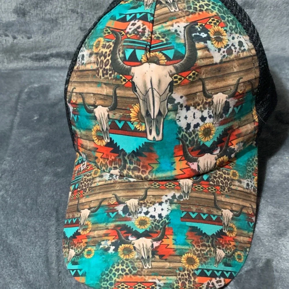 Womens Western Bull Skull Sunflower Ponytail Trucker Hat Mesh Back Cap Multi